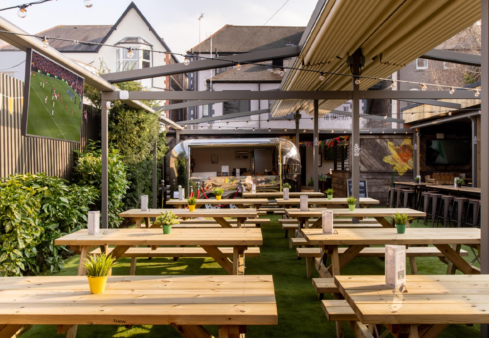 Outdoor TV Summer Of Sport Image Outvue 1